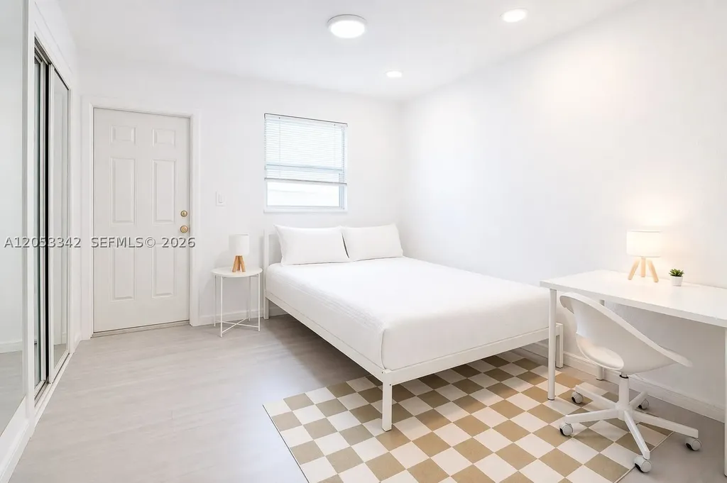 605 SW 14th Terrace Fort Lauderdale FL 33312
