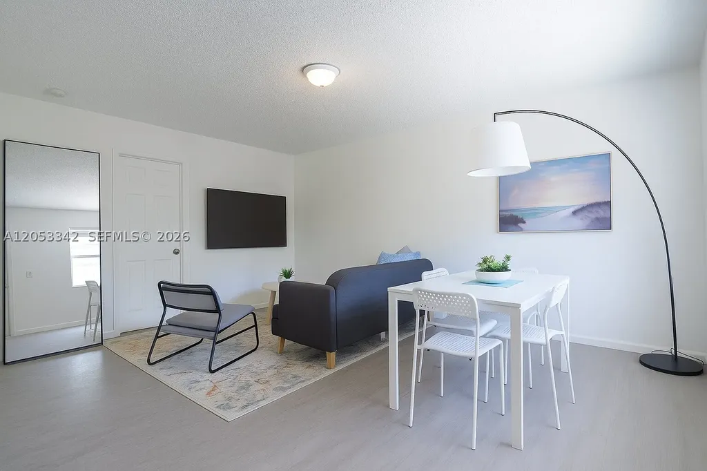 605 SW 14th Terrace Fort Lauderdale FL 33312
