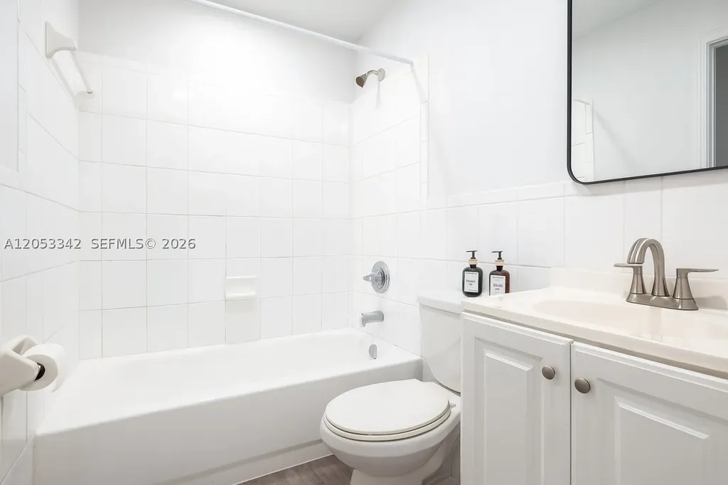 605 SW 14th Terrace Fort Lauderdale FL 33312