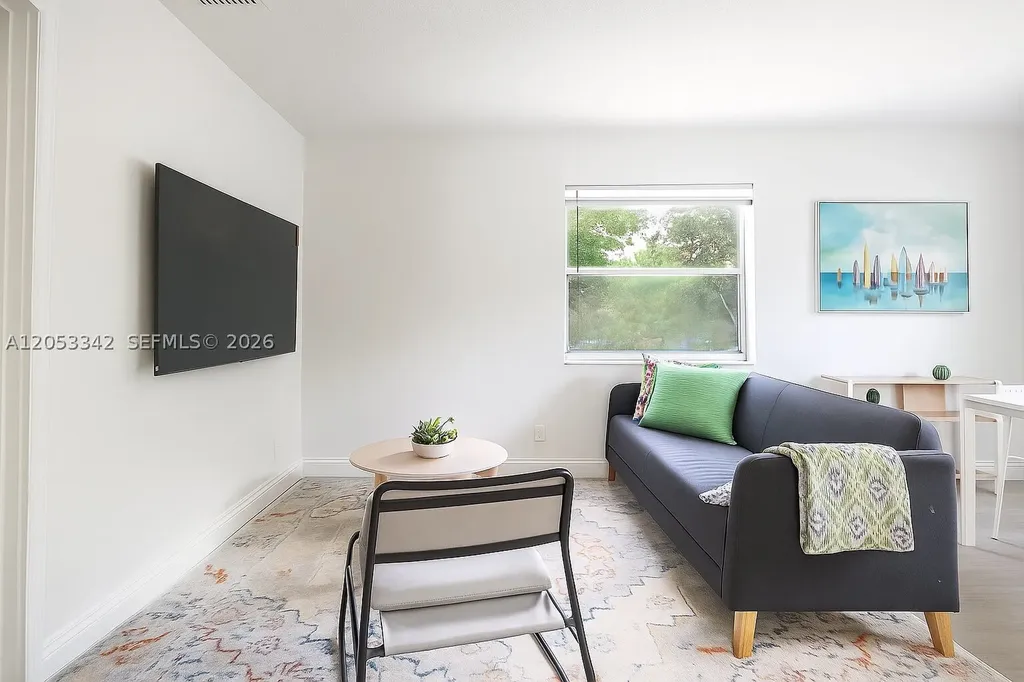 605 SW 14th Terrace Fort Lauderdale FL 33312