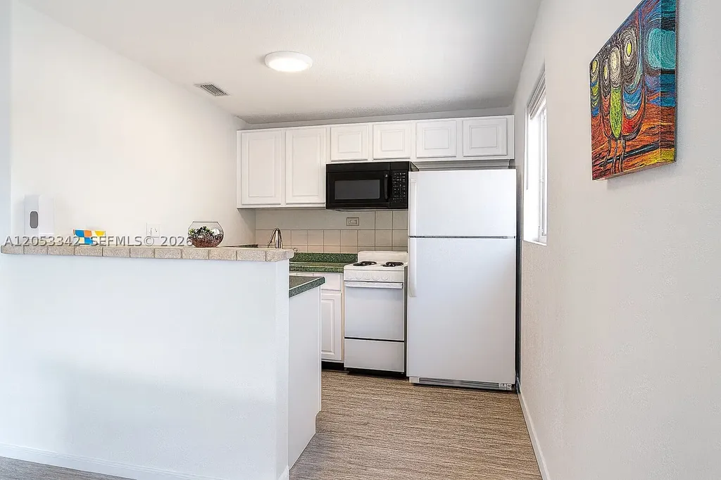 605 SW 14th Terrace Fort Lauderdale FL 33312