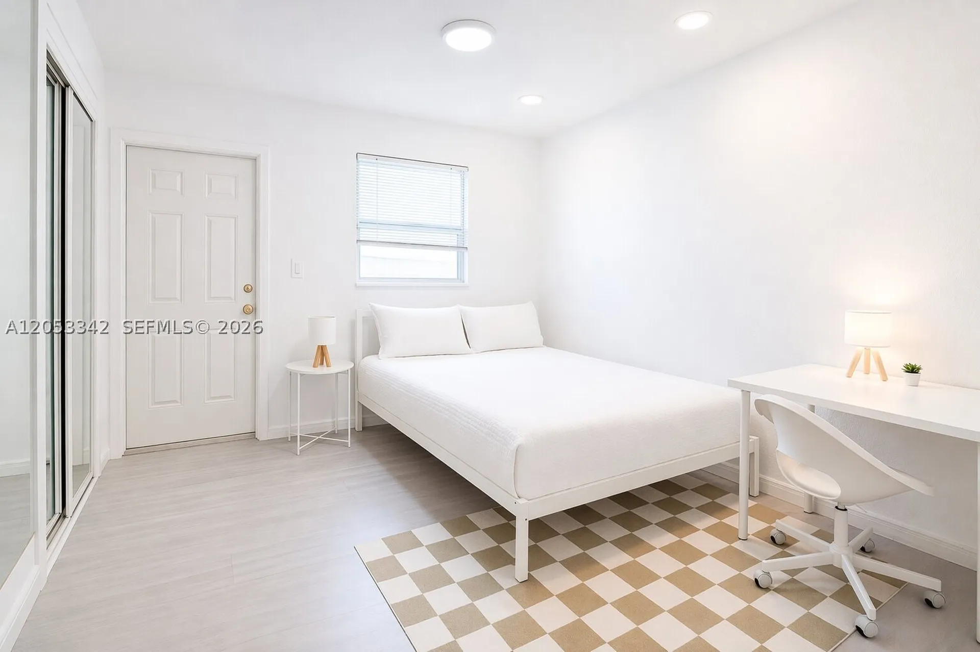 605 SW 14th Terrace Fort Lauderdale FL 33312