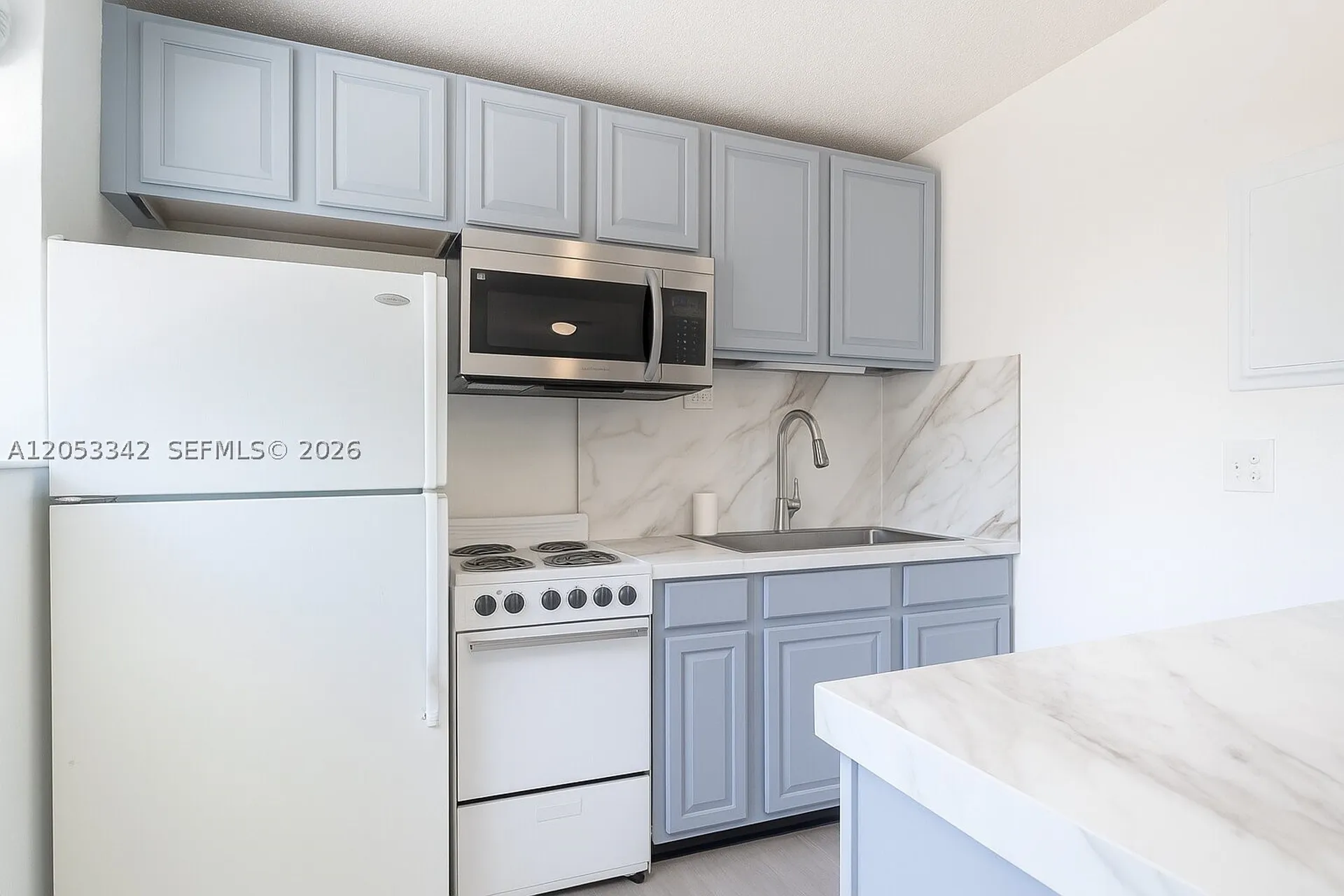 605 SW 14th Terrace Fort Lauderdale FL 33312