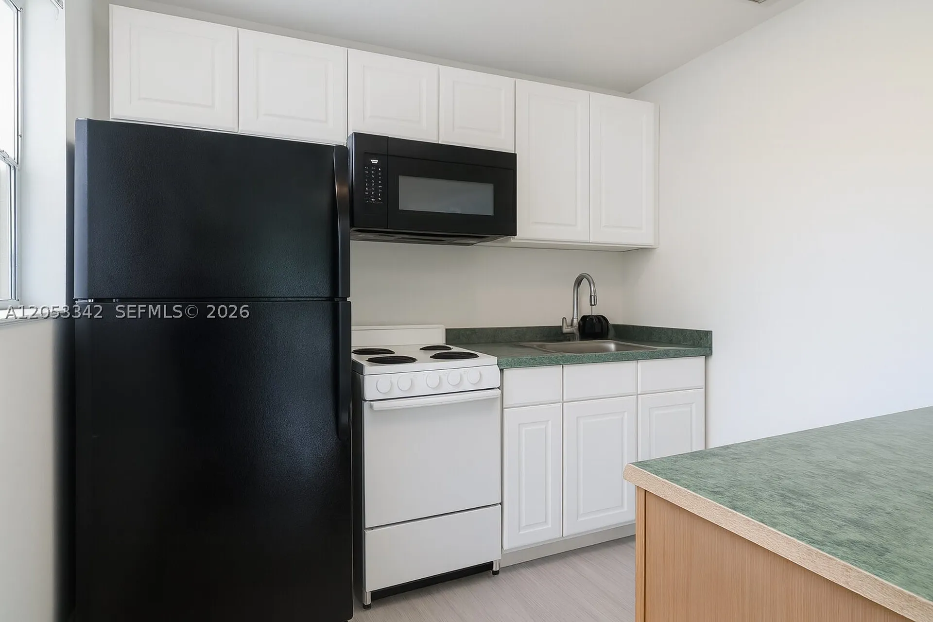 605 SW 14th Terrace Fort Lauderdale FL 33312