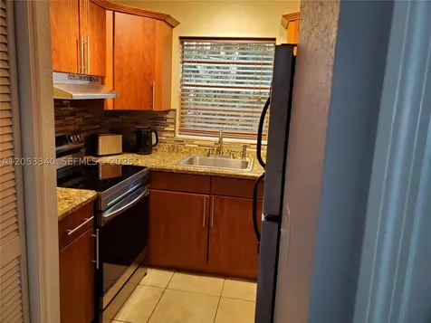 1300 Moffett Street Hallandale Beach FL 33009