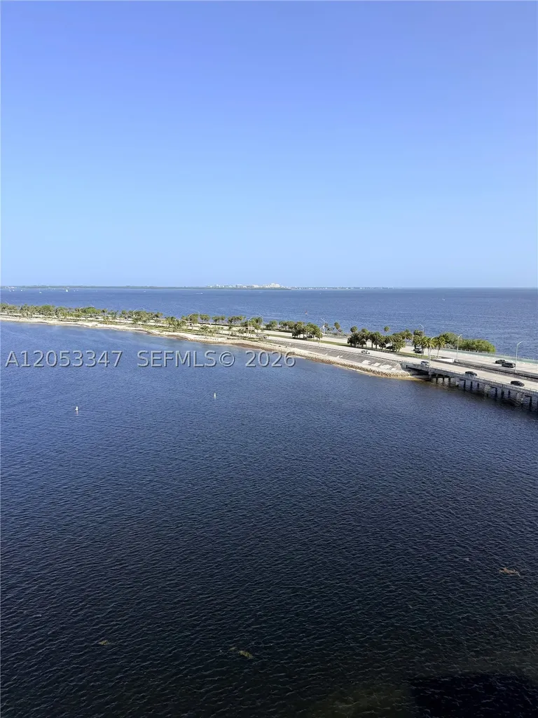 175 SE 25 Road Miami FL 33129