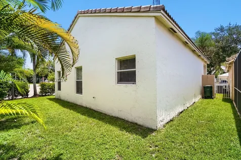 5855 Eagle Cay Terrace Coconut Creek FL 33073