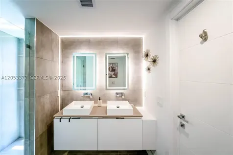 1930 Bay Drive Miami Beach FL 33141