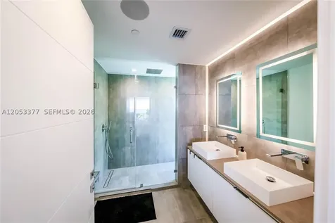 1930 Bay Drive Miami Beach FL 33141