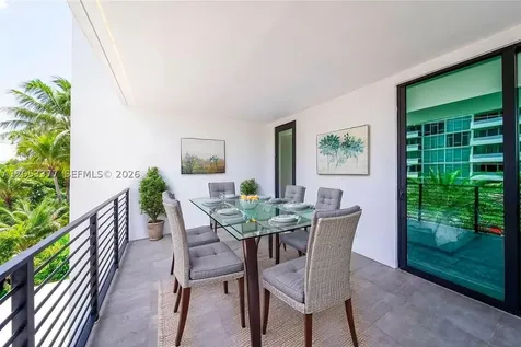 1930 Bay Drive Miami Beach FL 33141