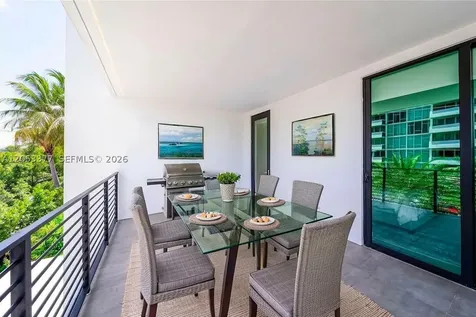 1930 Bay Drive Miami Beach FL 33141