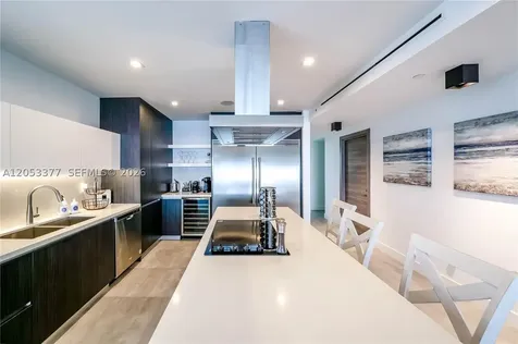 1930 Bay Drive Miami Beach FL 33141