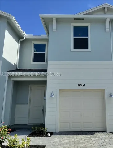 694 SE Lake Falls Street Port St. Lucie FL 34984
