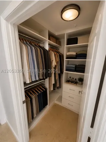 31 SE 5th Street Miami FL 33131