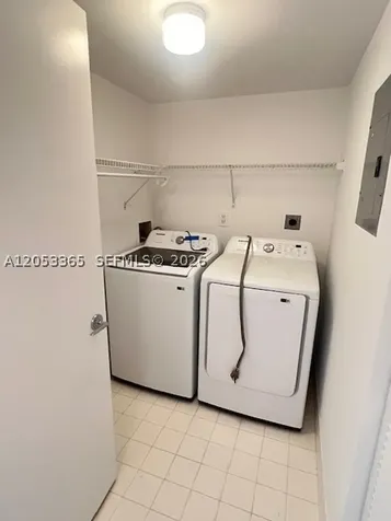 3600 Yacht Club Drive Aventura FL 33180