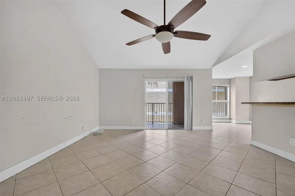 995 Riverside Drive Coral Springs FL 33071