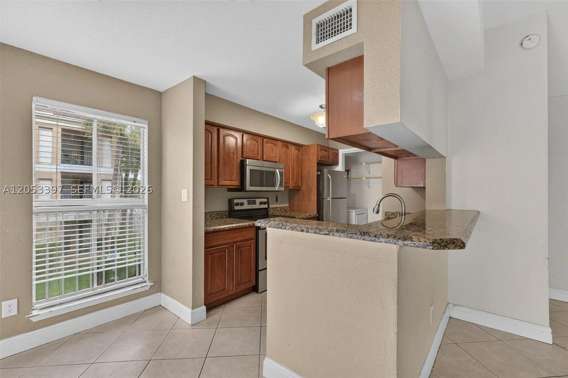 995 Riverside Drive Coral Springs FL 33071