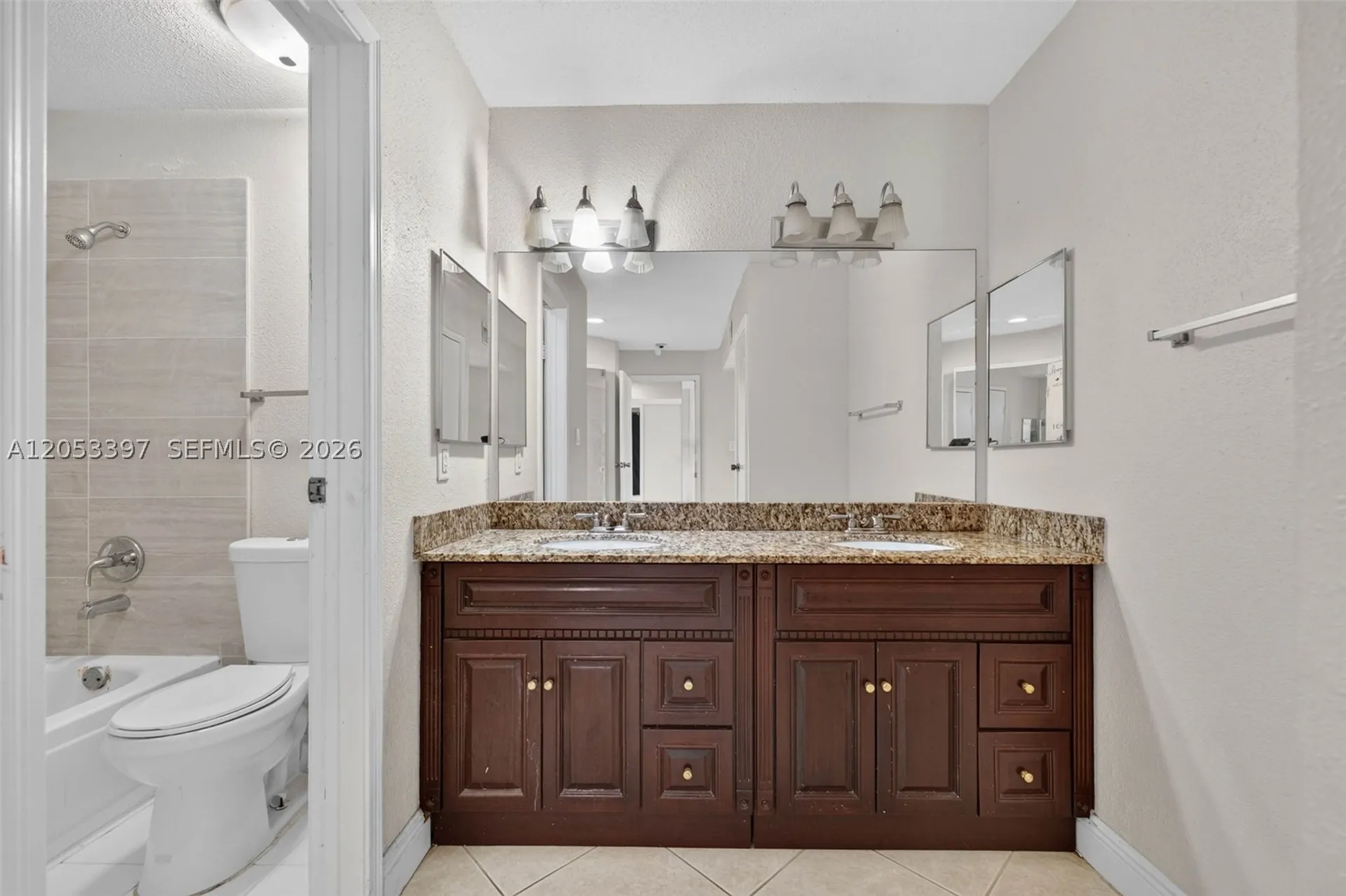 995 Riverside Drive Coral Springs FL 33071