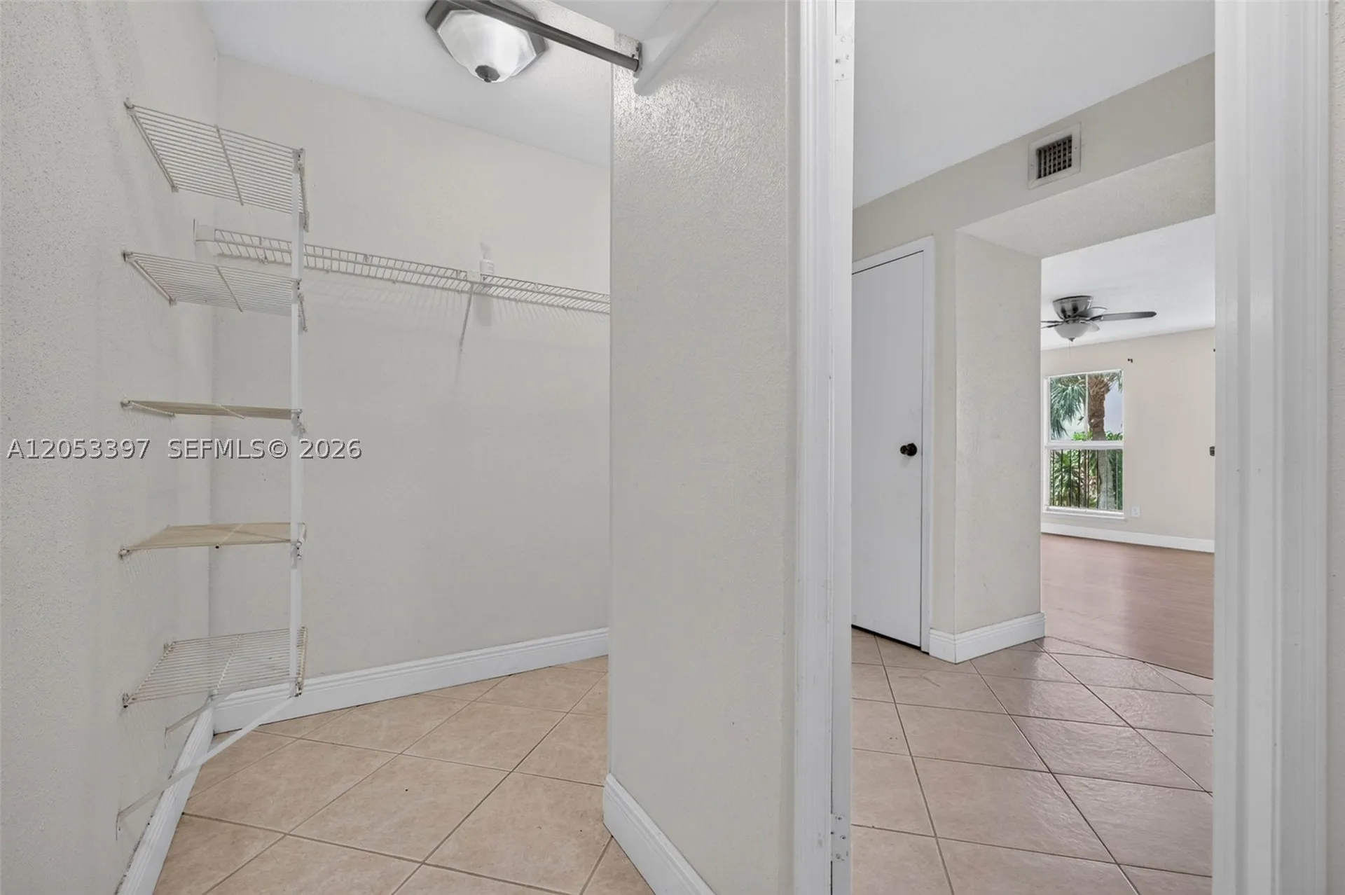 995 Riverside Drive Coral Springs FL 33071