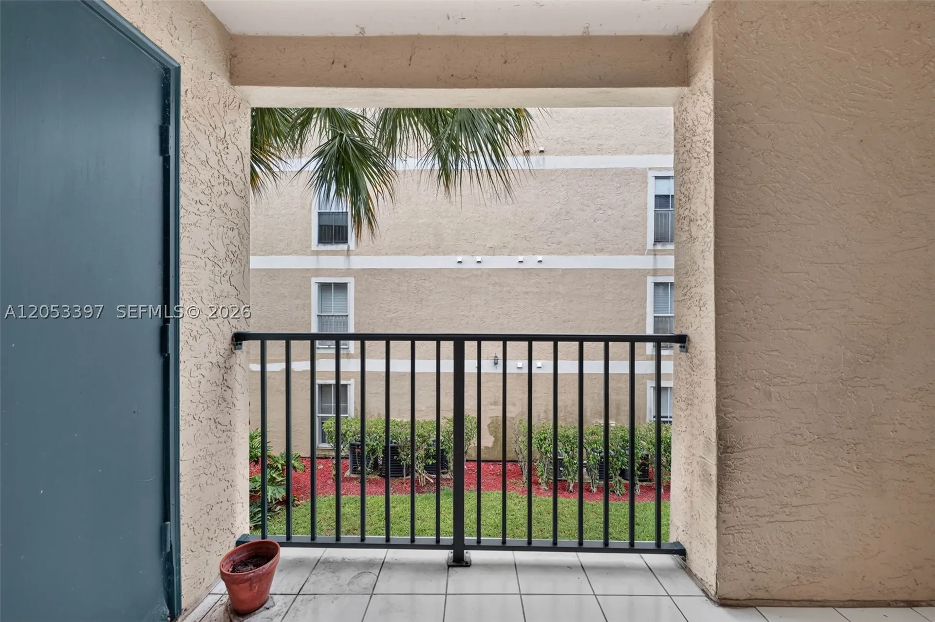 995 Riverside Drive Coral Springs FL 33071