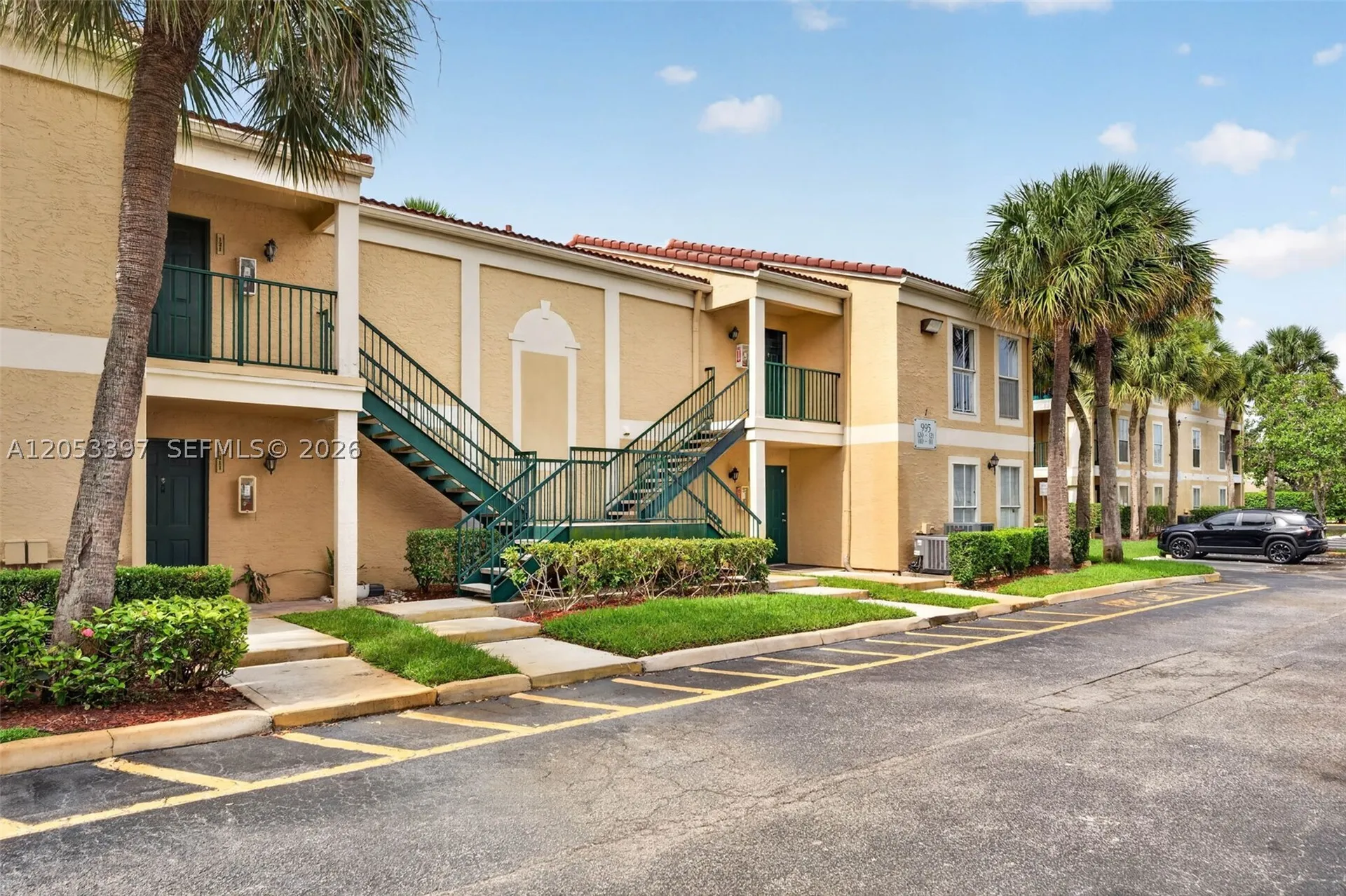 995 Riverside Drive Coral Springs FL 33071