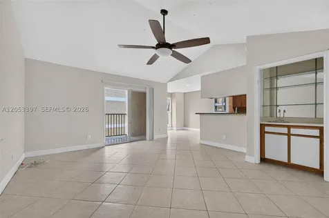 995 Riverside Drive Coral Springs FL 33071