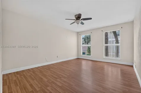 995 Riverside Drive Coral Springs FL 33071
