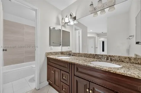 995 Riverside Drive Coral Springs FL 33071