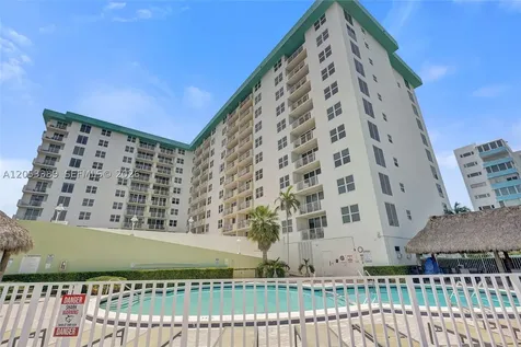 10350 W Bay Harbor Drive Bay Harbor Islands FL 33154