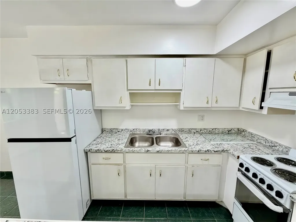 905 SE 13th Street Fort Lauderdale FL 33316