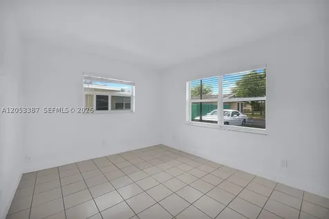 572 SW Kathy Court Margate FL 33068