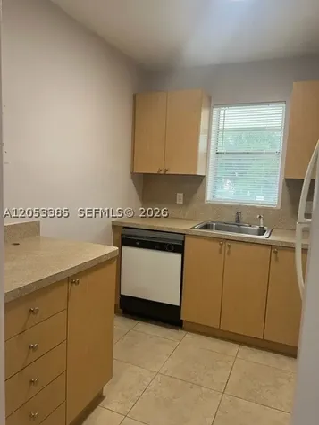 4165 SW 67th Avenue Davie FL 33314