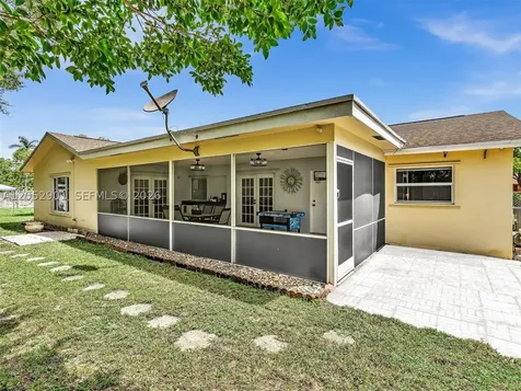8754 SW 50th Place Cooper City FL 33328