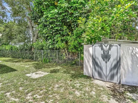 8754 SW 50th Place Cooper City FL 33328