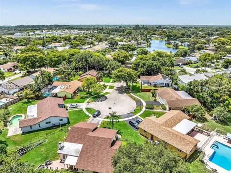 8754 SW 50th Place Cooper City FL 33328