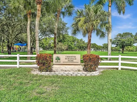 8754 SW 50th Place Cooper City FL 33328