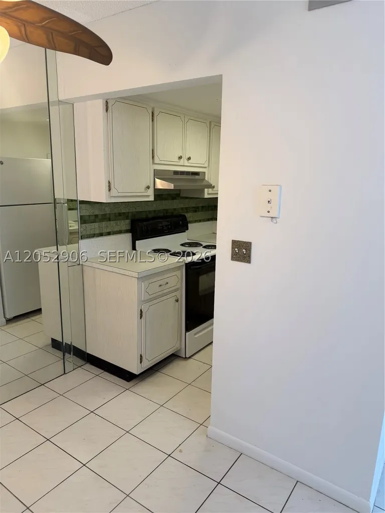 3220 NE 10th Street Pompano Beach FL 33062