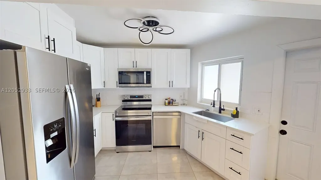1904 SW 28th Street Fort Lauderdale FL 33315