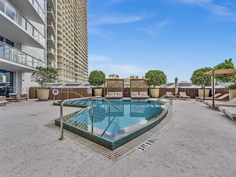 17001 Collins Avenue Sunny Isles Beach FL 33160