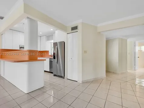 1430 SW 102nd Court Miami FL 33174