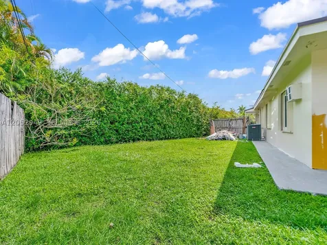 1430 SW 102nd Court Miami FL 33174