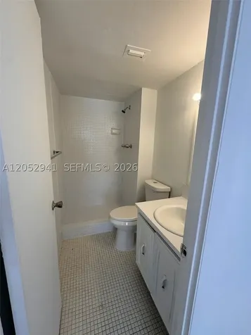 488 NW 165th St Road Miami FL 33169