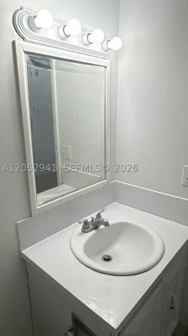 488 NW 165th St Road Miami FL 33169