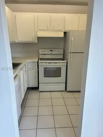 488 NW 165th St Road Miami FL 33169