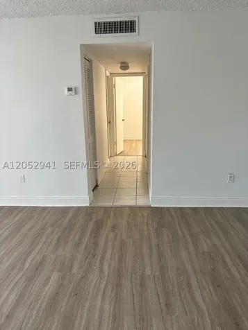 488 NW 165th St Road Miami FL 33169