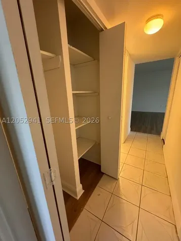 488 NW 165th St Road Miami FL 33169