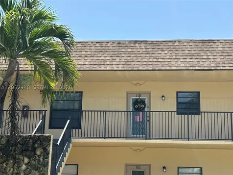 200 Gate Road Hollywood FL 33024