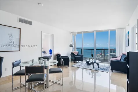 495 Brickell Miami FL 33131