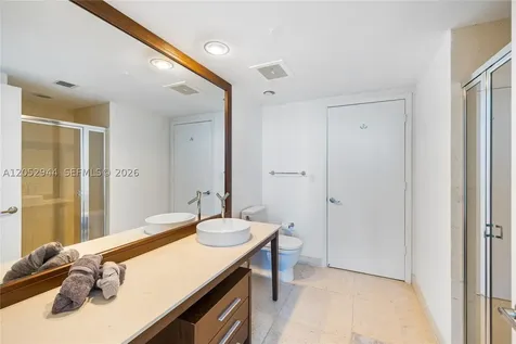 495 Brickell Miami FL 33131