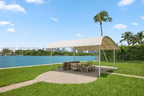 1100 Venetian Way Miami FL 33139